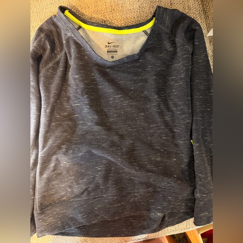 Nike Dri-FIT Heathered Blue Crew neck sweater with Neon Yellow Trim with pocket